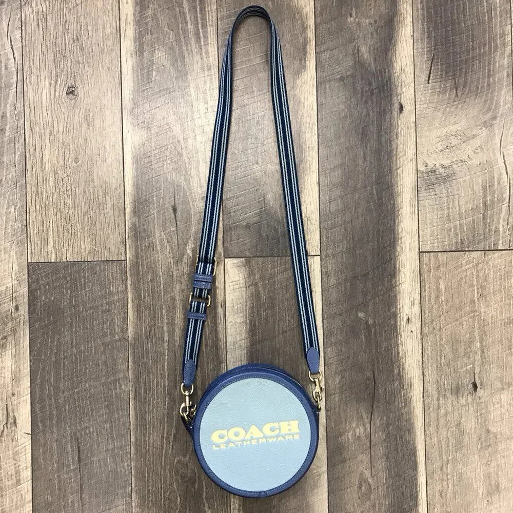 COACH BLUE KIA CIRCLE PURSE